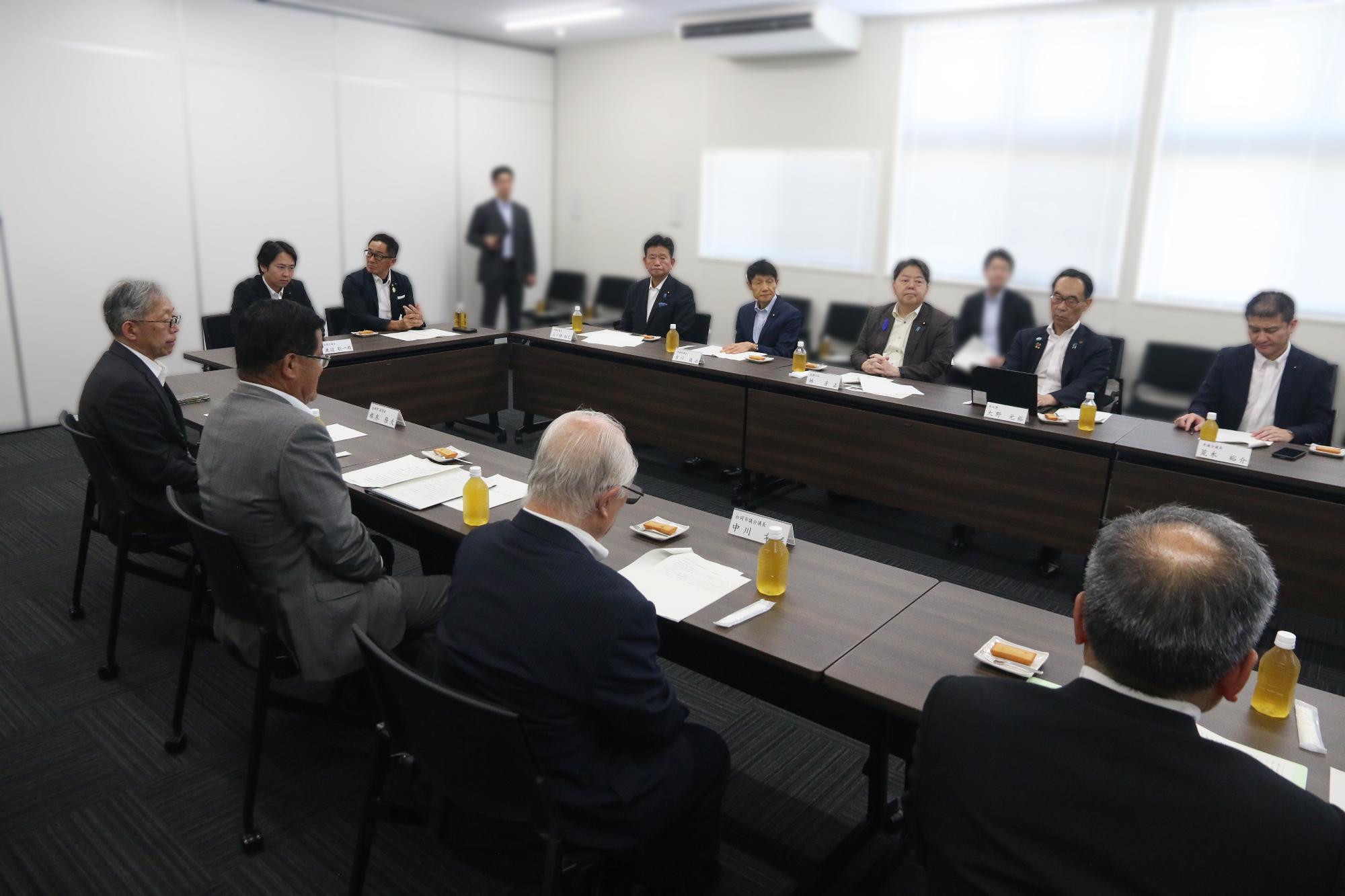 林総務大臣視察時の意見交換会