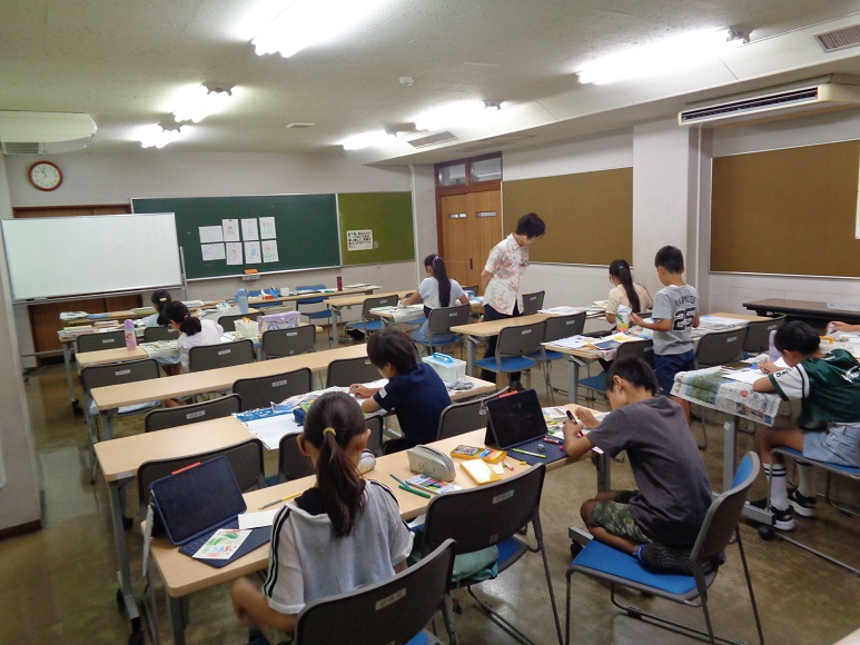 令和8年度夏休み宿題応援講座「絵画:1