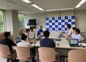 内部の会議
