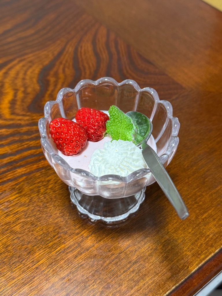 いちごプリン