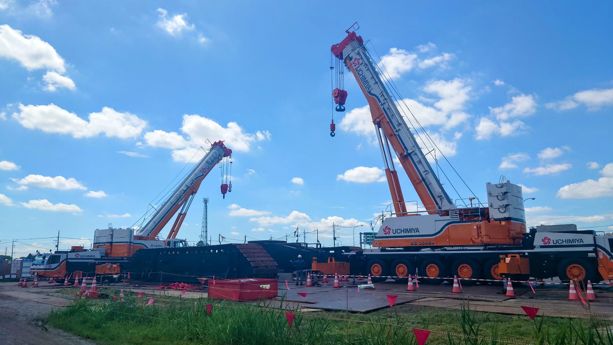 キャタピラ組み立て状況