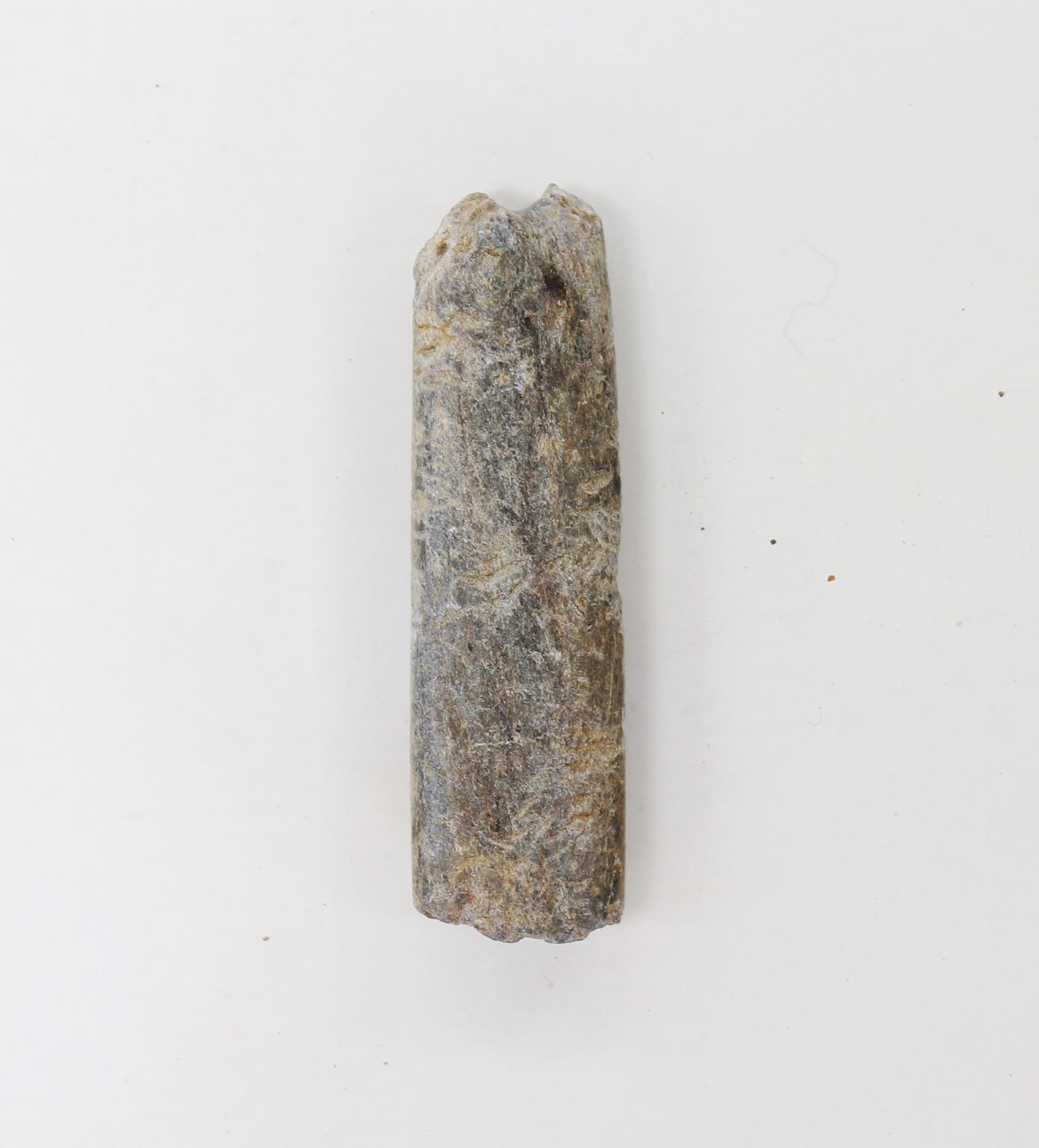 出土した石製垂飾